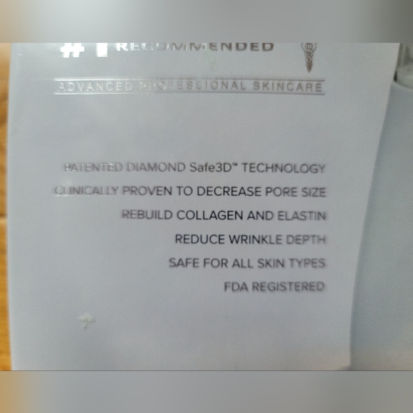 Microderm Glo Diamond Microdermabrasion Mini New Still in Plastic - Picture 4 of 5